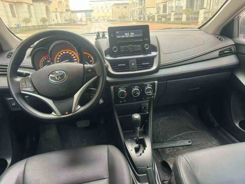 23年平顶山丰田YARiS L 致炫