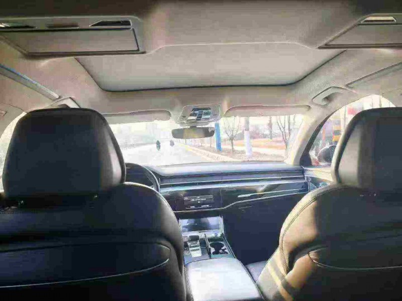 22年荷泽奥迪A8L