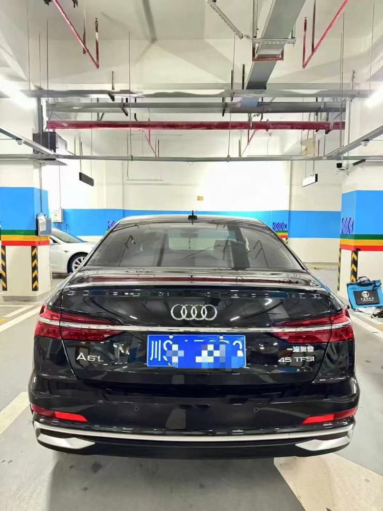 25年重庆市奥迪A6L
