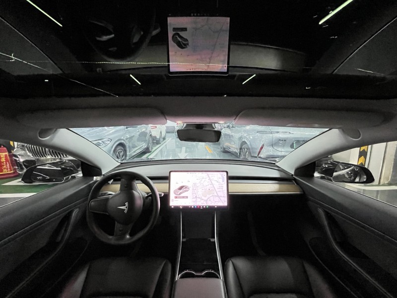20年深圳特斯拉MODEL 3