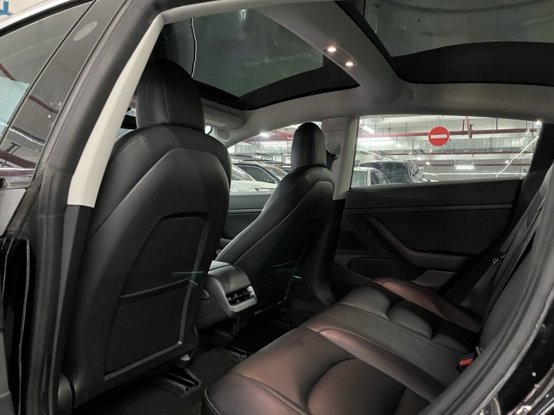 20年深圳特斯拉MODEL 3
