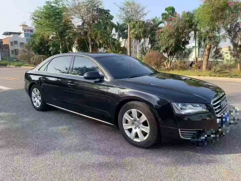 14年湛江奥迪A8L