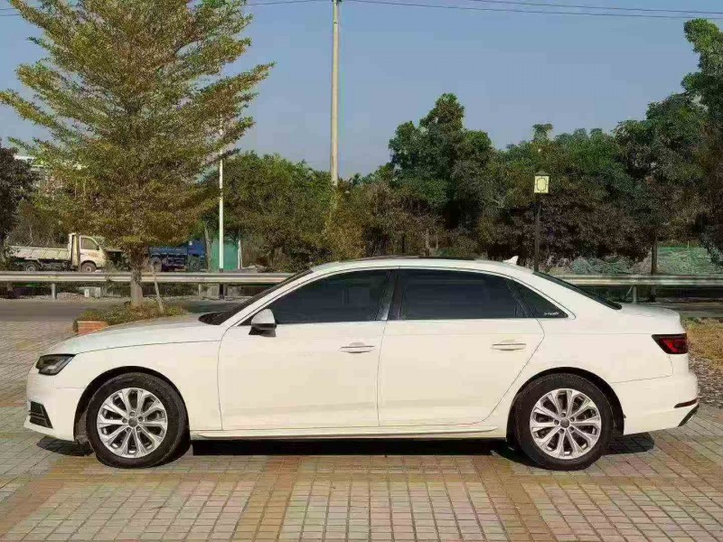 20年珠海奥迪A4L