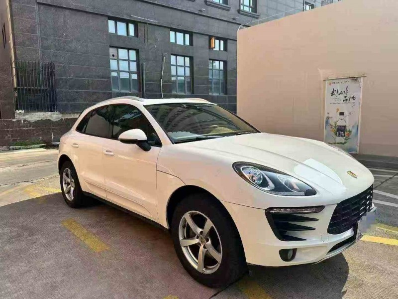 17年南平保时捷Macan