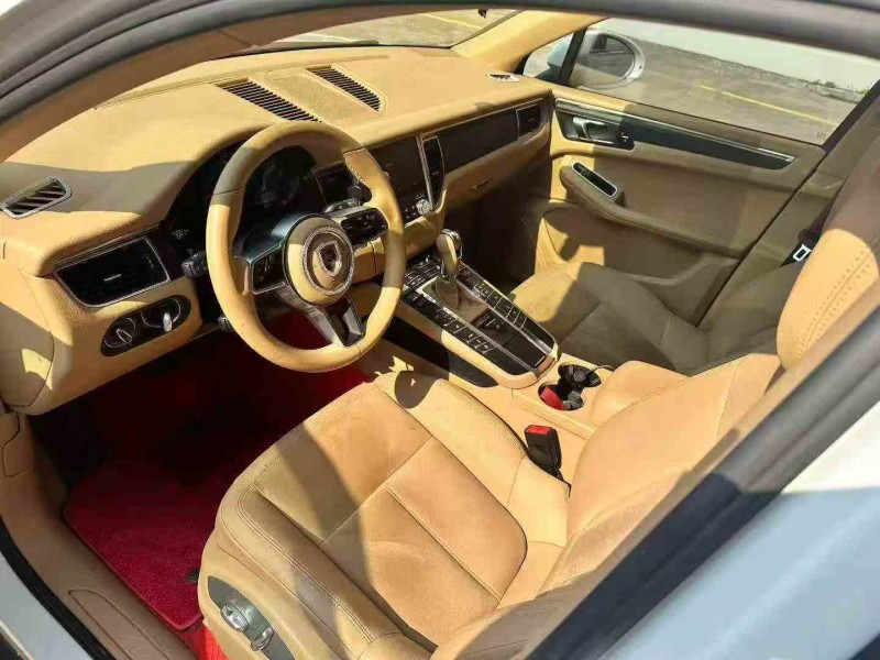 17年南平保时捷Macan