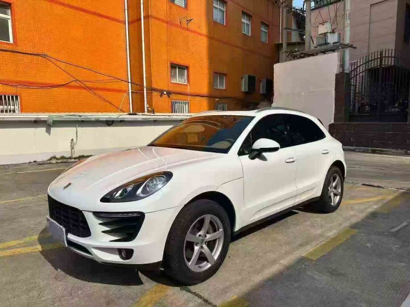 17年泉州保时捷Macan