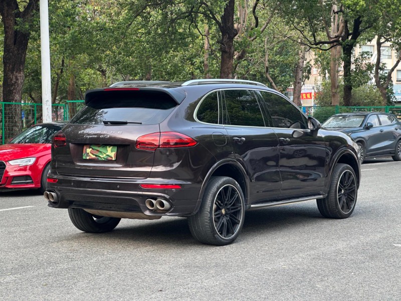 21年东莞市保时捷Macan