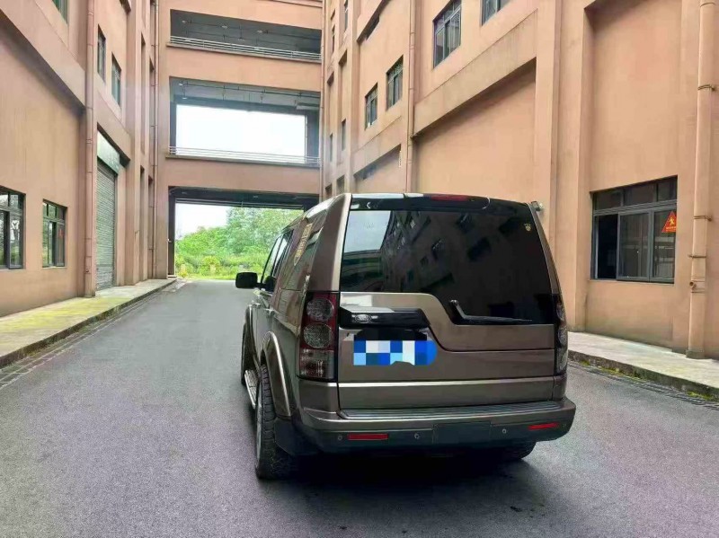 13年重庆市路虎发现4