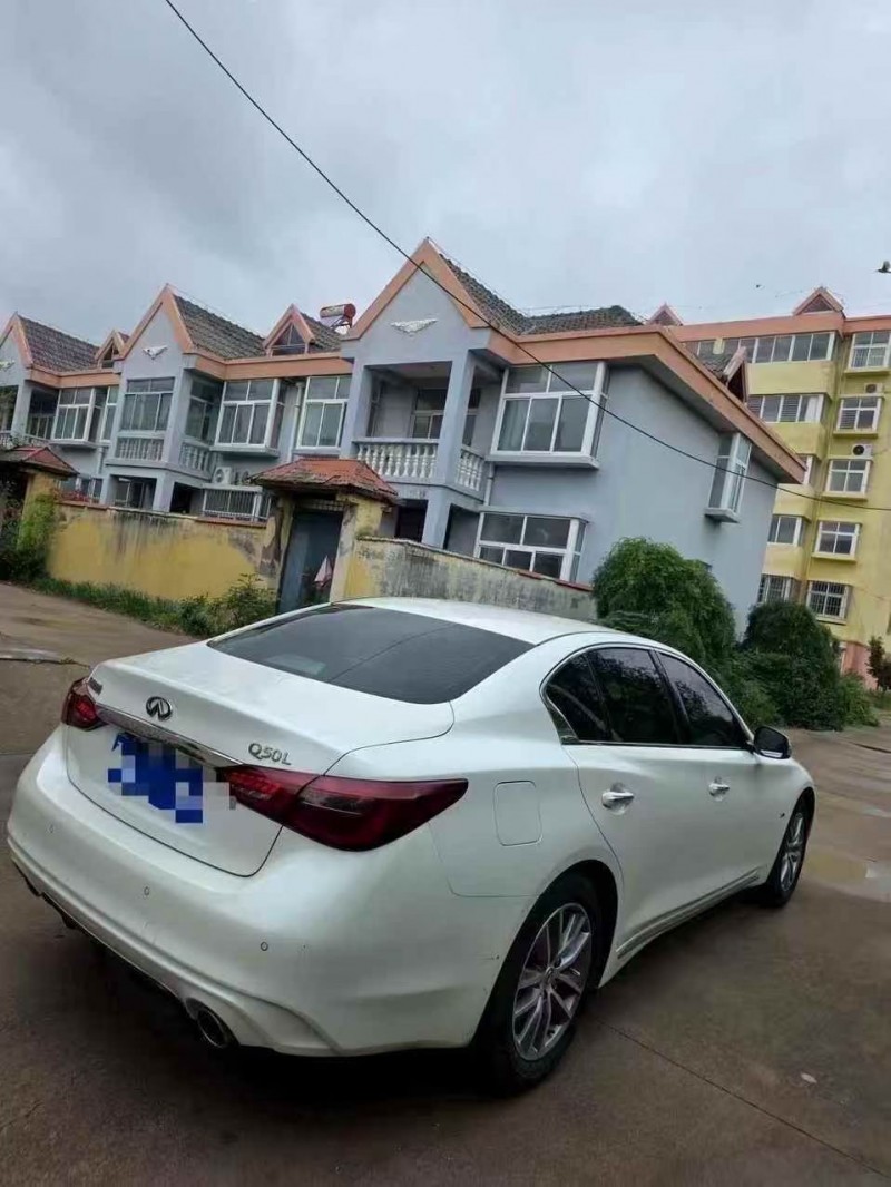 19年烟台英菲尼迪Q50L