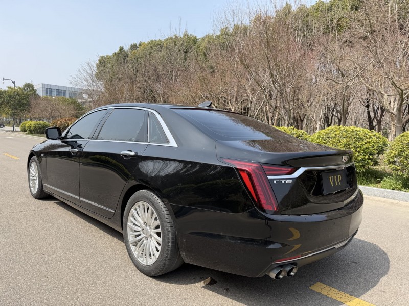 20年盐城凯迪拉克CT6