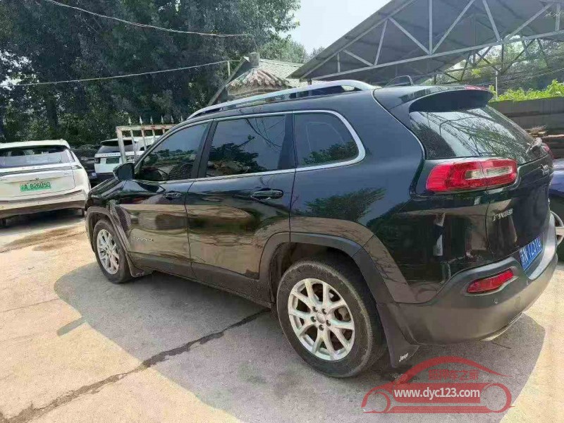 17年烟台Jeep指南者
