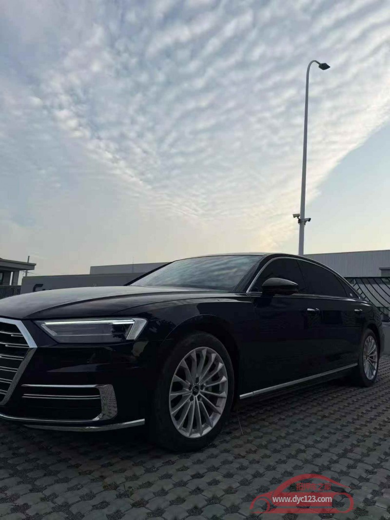 22年东营奥迪A8L