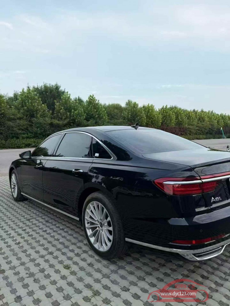 22年东营奥迪A8L