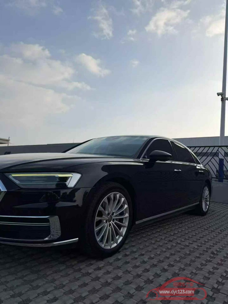 20年东营奥迪A8L