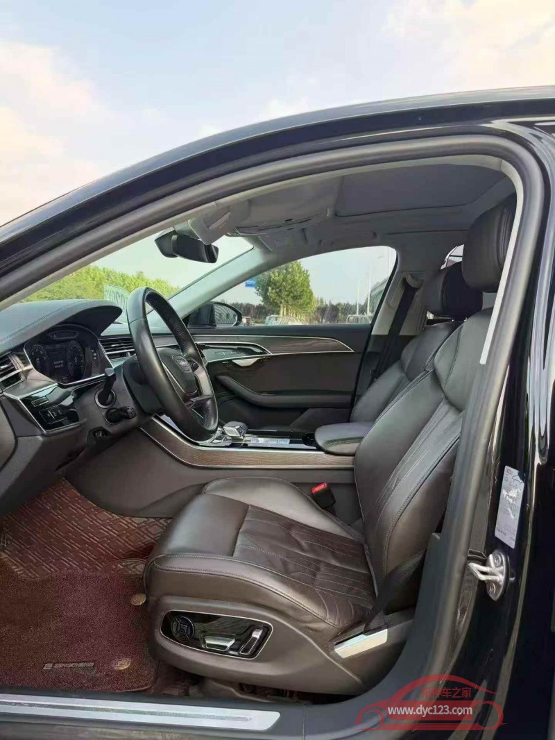 20年东营奥迪A8L