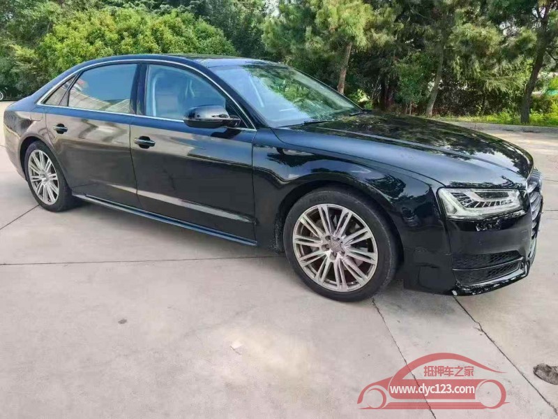 18年东营奥迪A8L