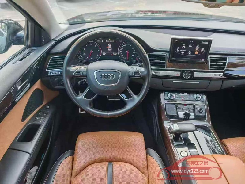 18年东营奥迪A8L