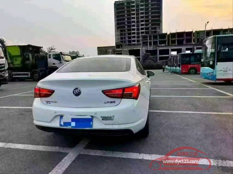 18年重庆市别克威朗