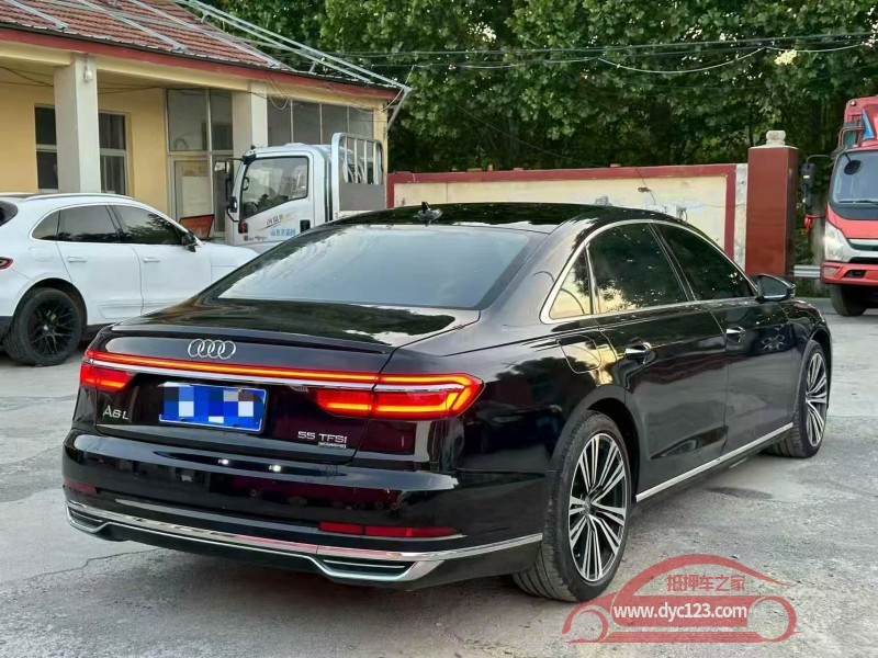 18年淄博奥迪A8L